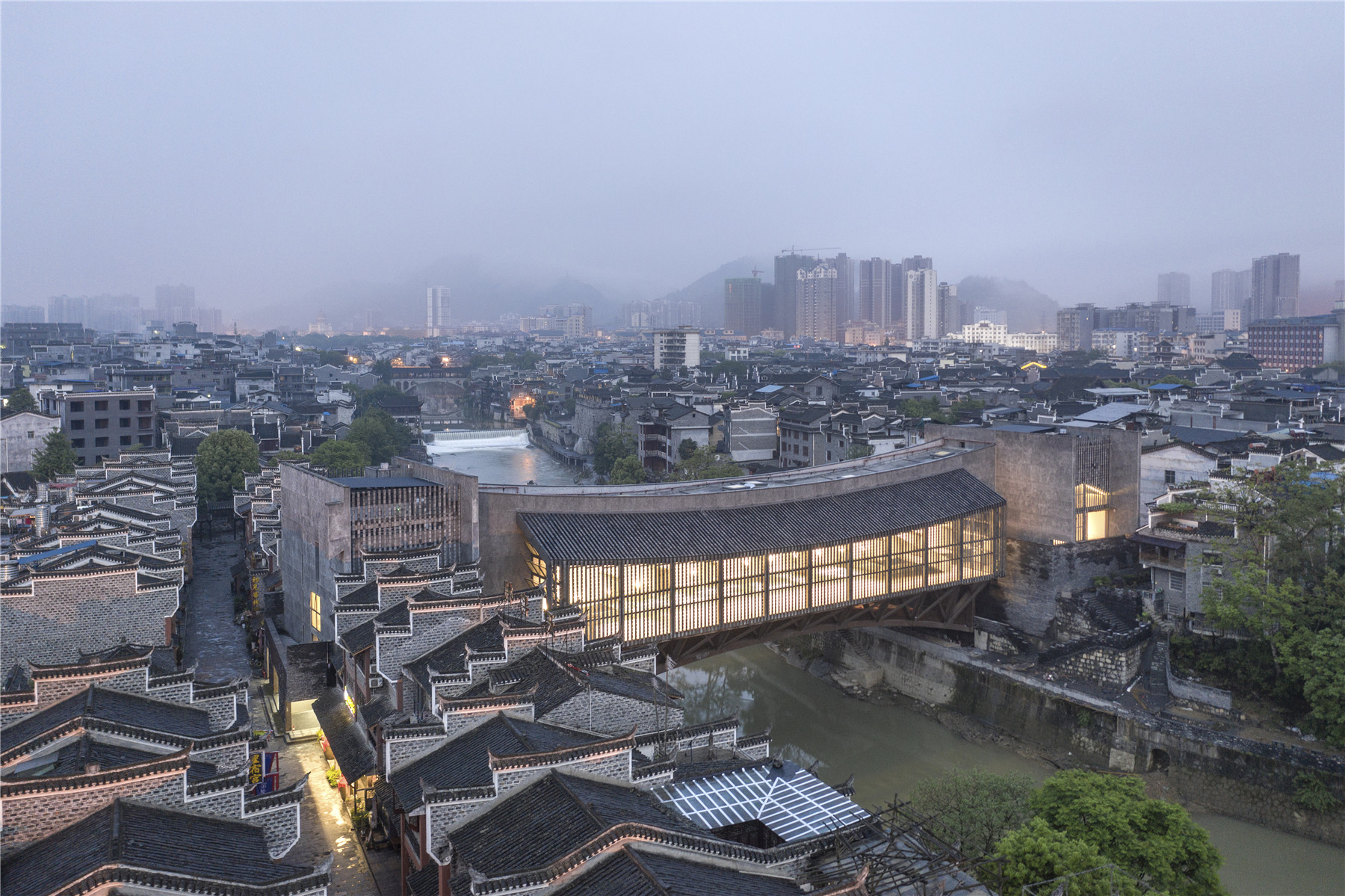 湖南吉首美術(shù)館建筑設(shè)計(jì) | 非常建筑