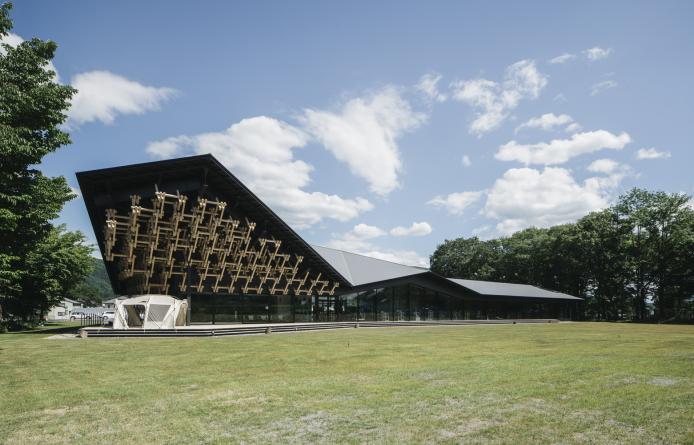 日本白馬村雪峰地面站建筑設(shè)計(jì) | 隈研吾建筑都市設(shè)計(jì)事務(wù)所