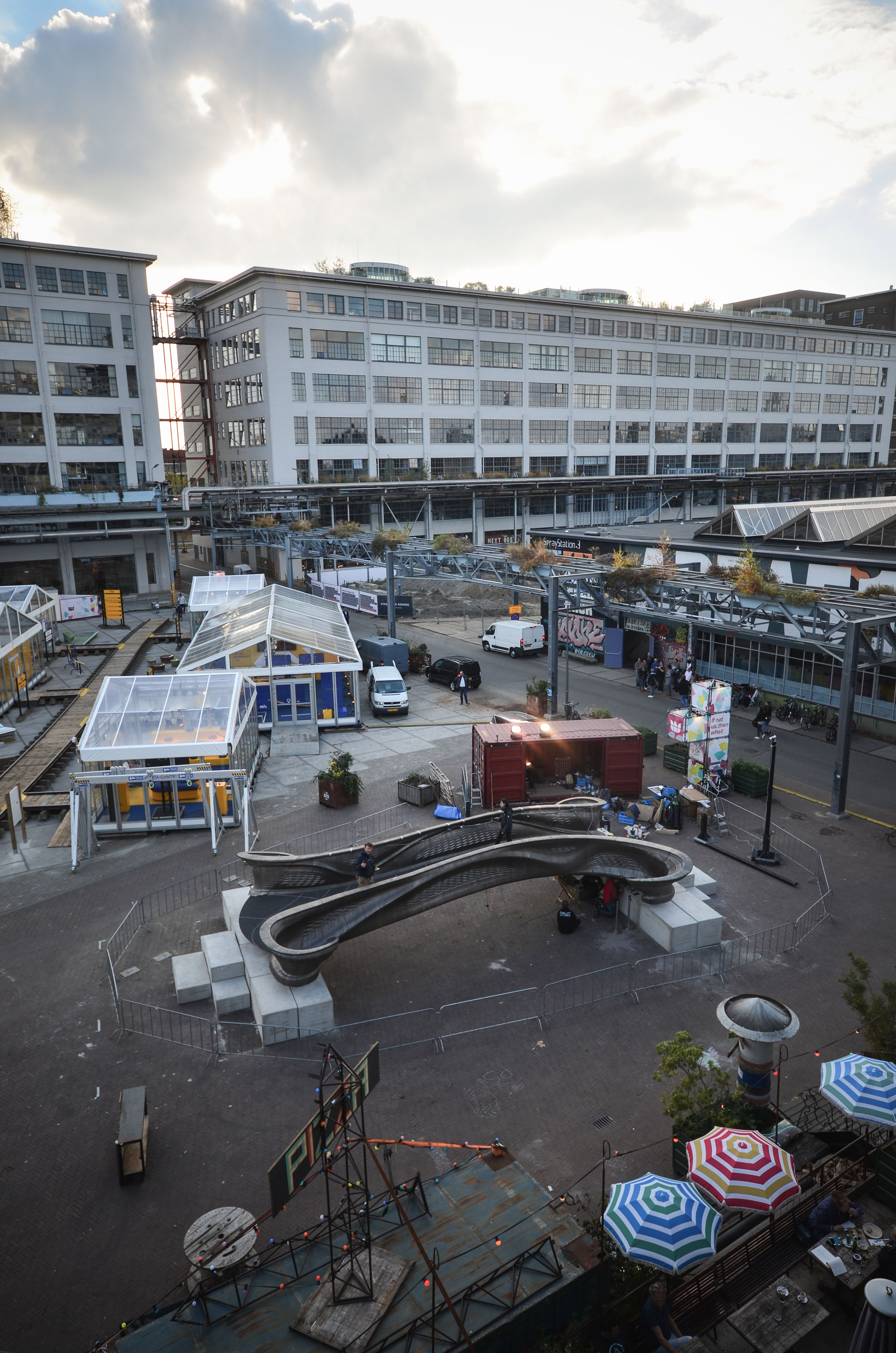 3d-printed-bridge-dutch-design-week-amsterdam-design-netherlands-news-infrastructure_dezeen_2364_col_7.jpg