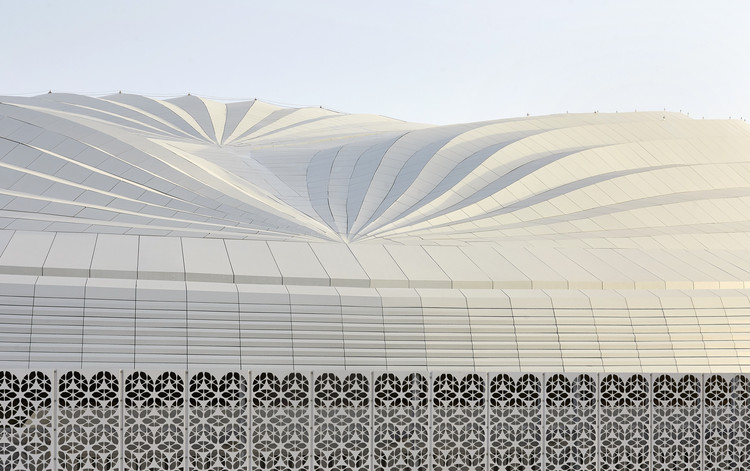 09_ZHA_Al_Wakrah_Stadium_Qatar_%C2%A9Hufton_Crow.jpg