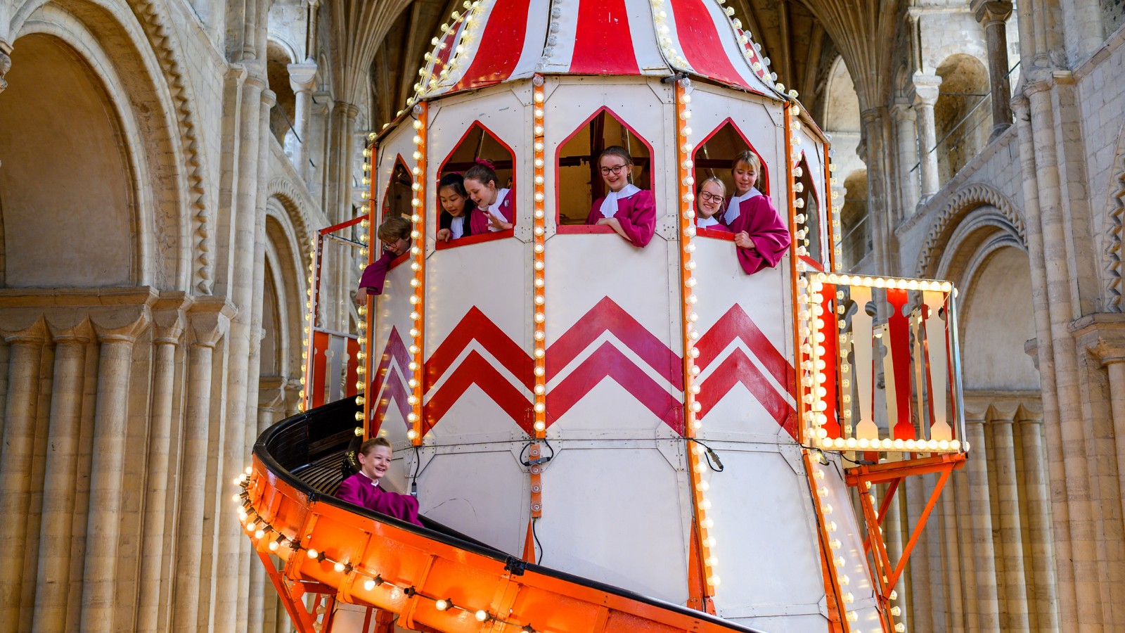 helter-skelter-norwich-cathedral-photo-bill-smith_dezeen_2364_hero-a.jpg