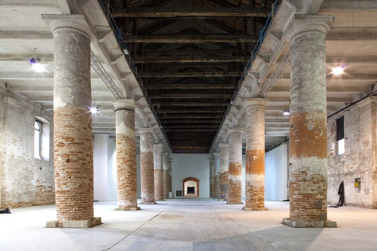 Corderie_2_-_Giulio_Squillacciotti_-_Courtesy_La_Biennale_di_Venezia.jpg