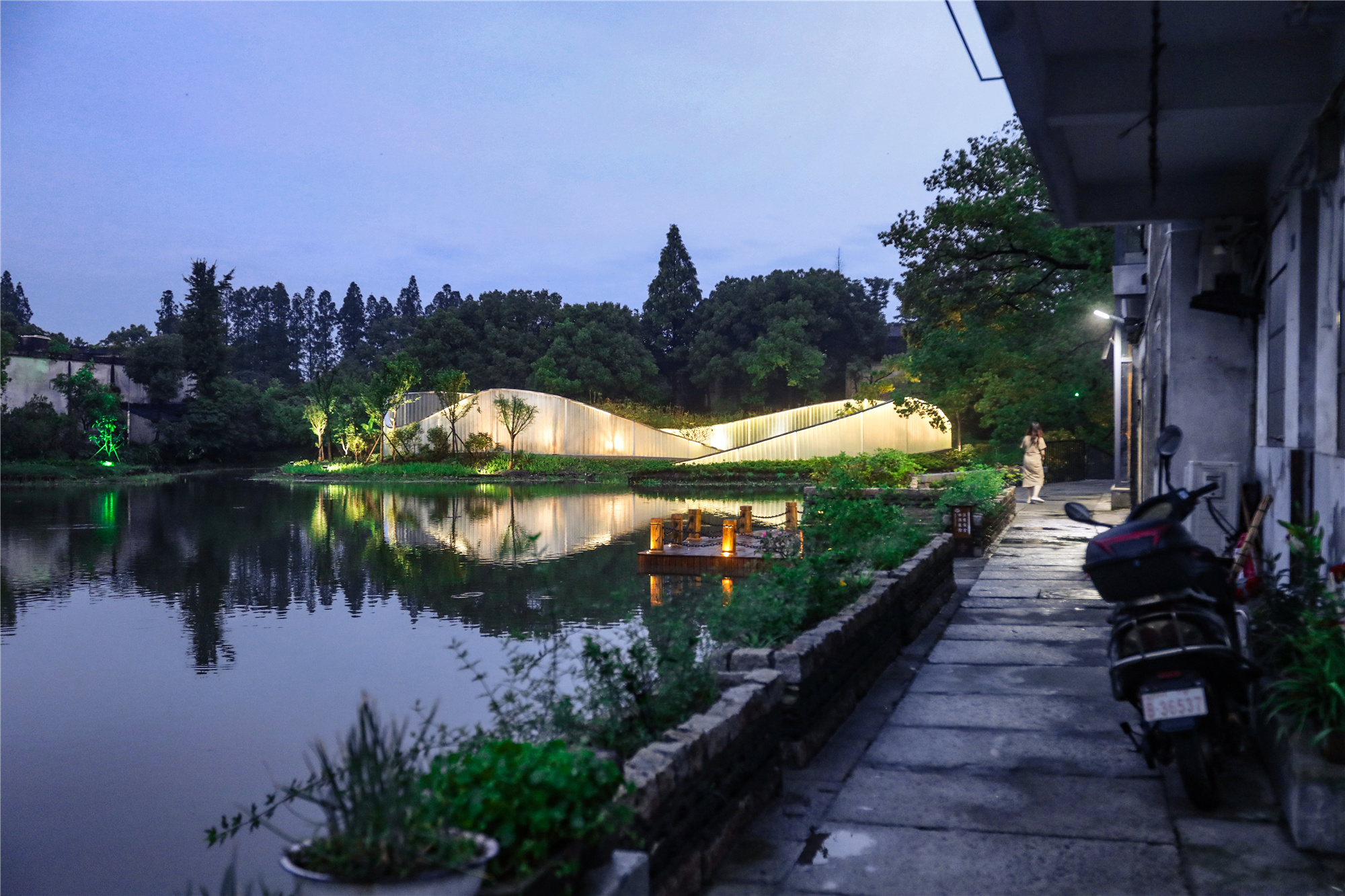 “影之齊”夜景,night view of Neat of Shadow.jpg