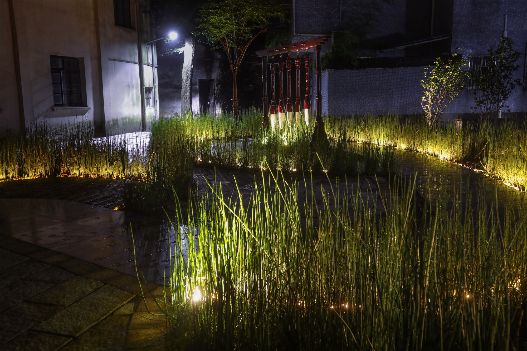 “退筆園”夜景,night view of  Abandoned Writing Brush Garden.jpg