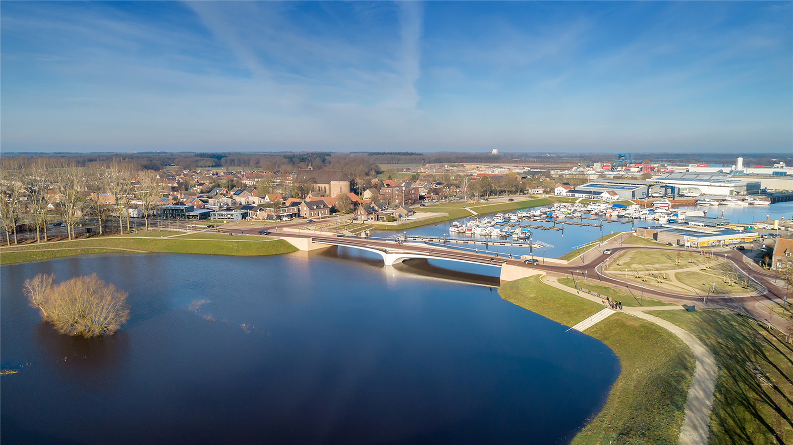 High tide_centrum Wanssum (photo Paul Poels Fotografie).jpg