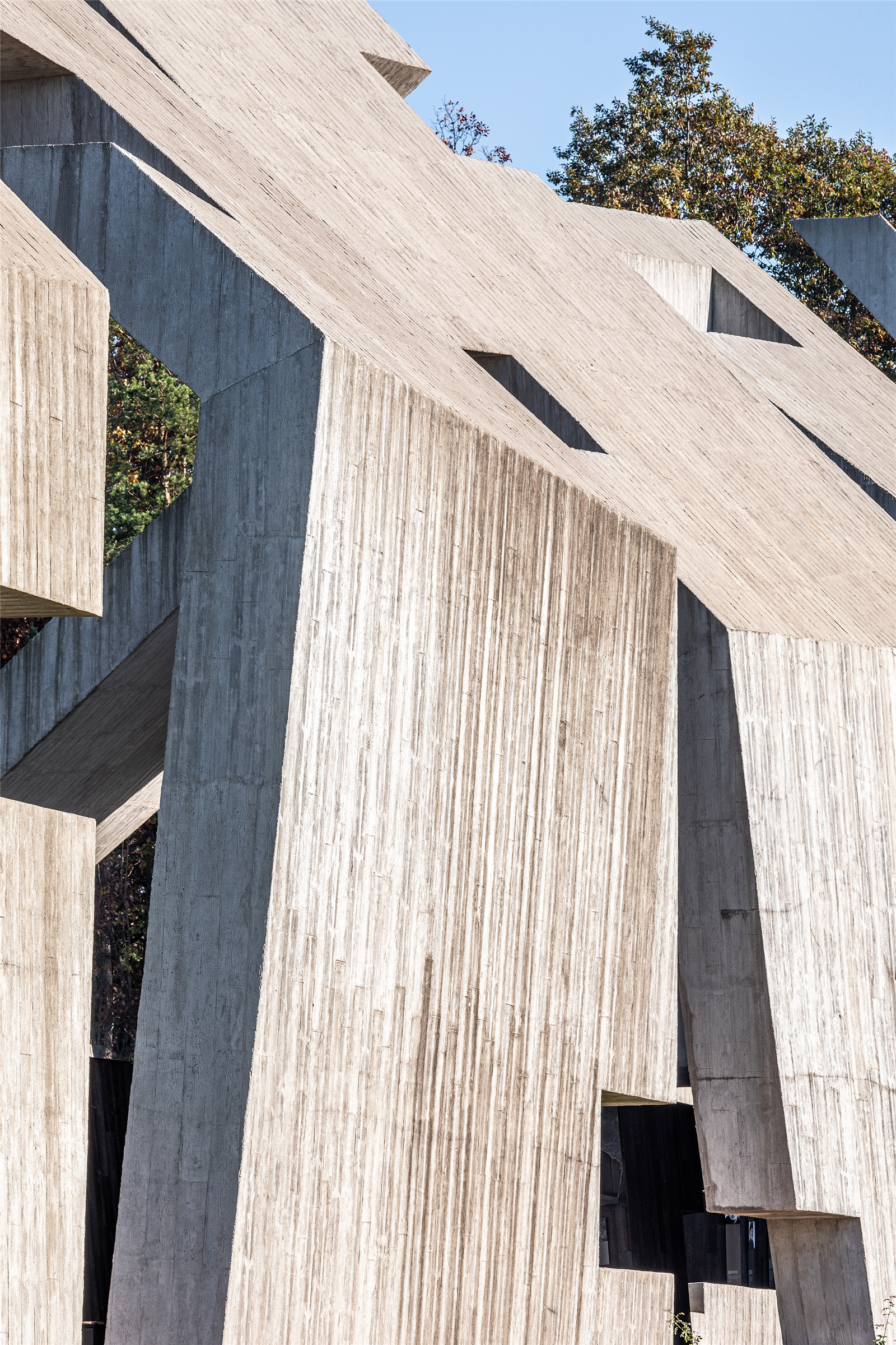 Nizio Design_Michniów Mausoleum_fot Marcin Czechowicz_10.jpg