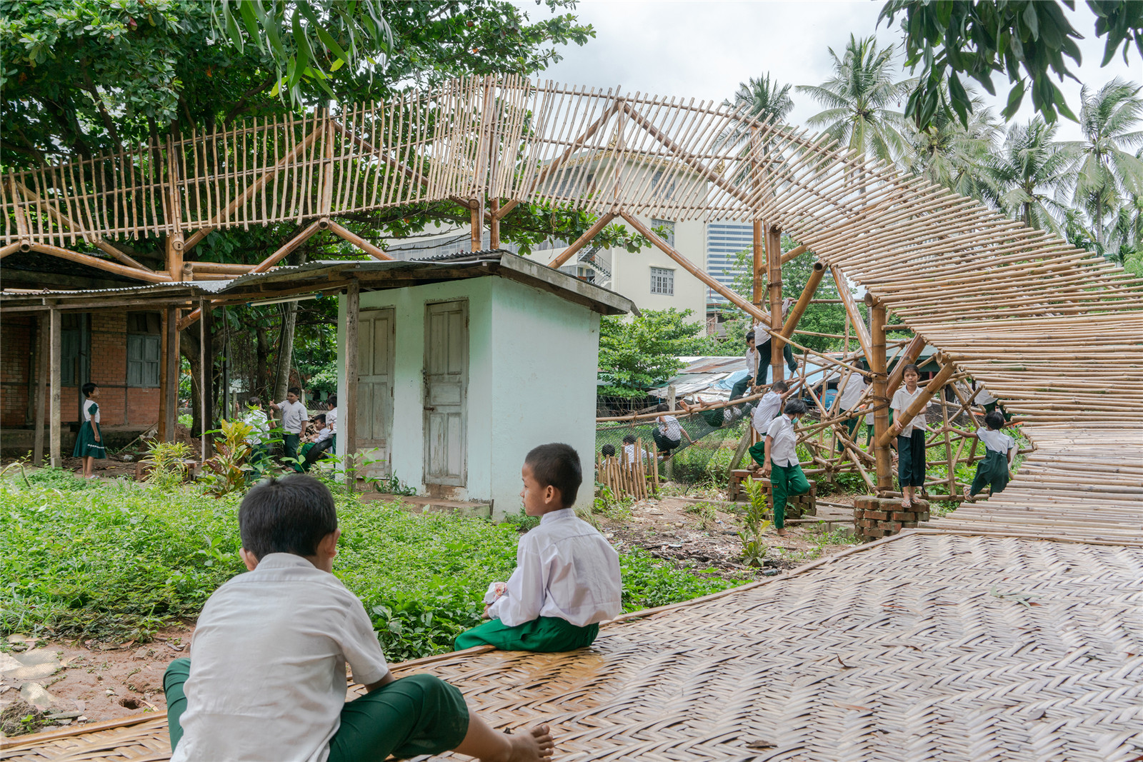 blue-temple-bamboo-playground-8.jpg